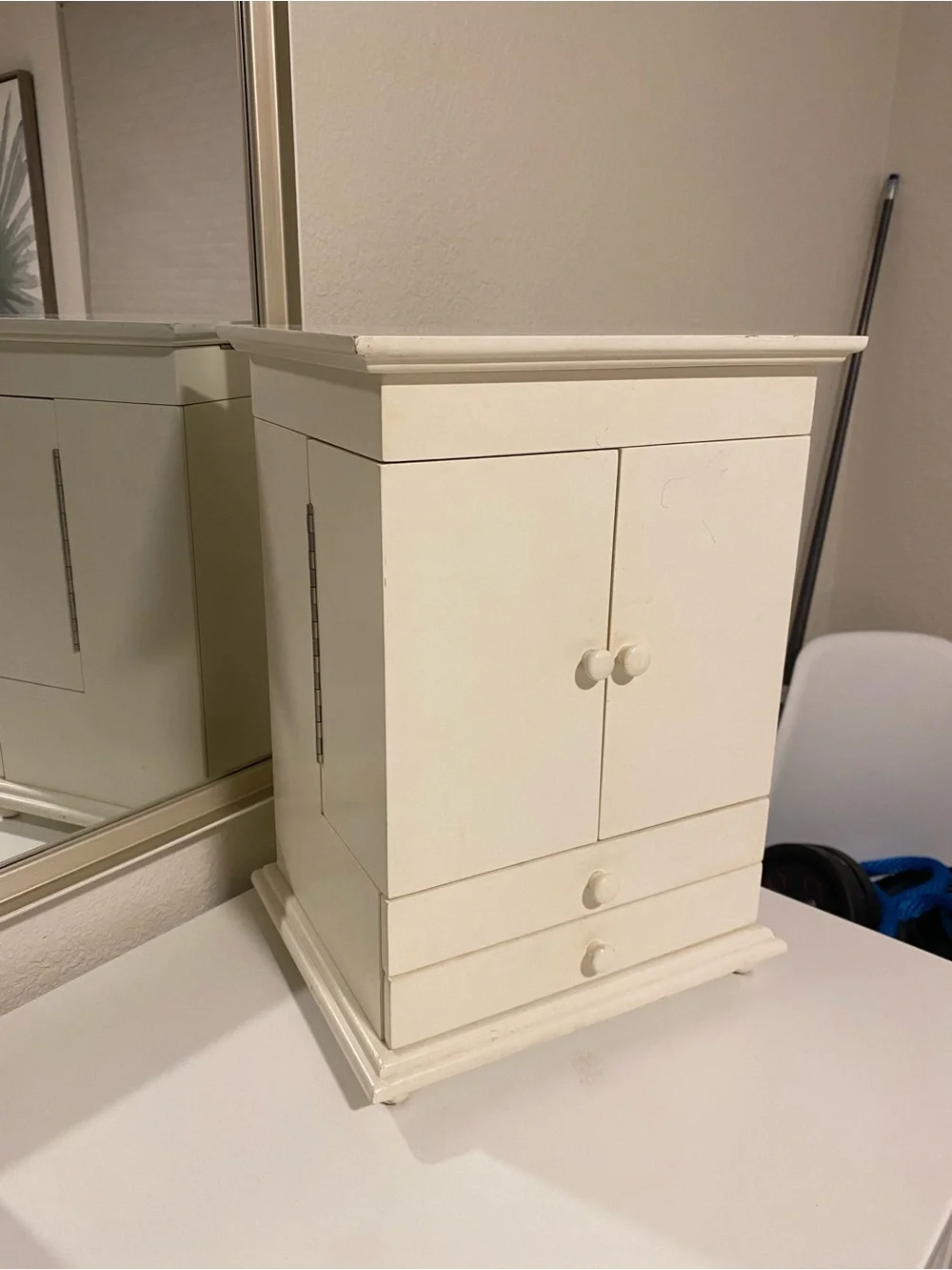 White Wooden Jewelry Cabinet with Doors and Drawers